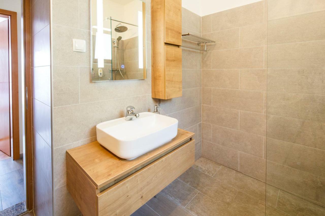 Apartman Vida Ічичі Екстер'єр фото